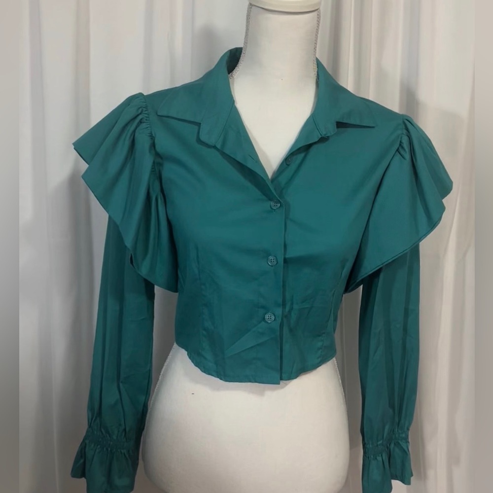 Nasty Gal Crop stop (new with tags)